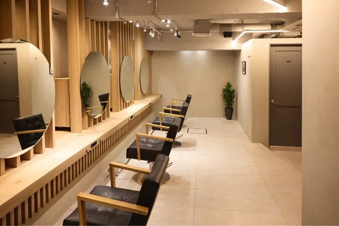 TOKUYAMA SALONの内観・外観1