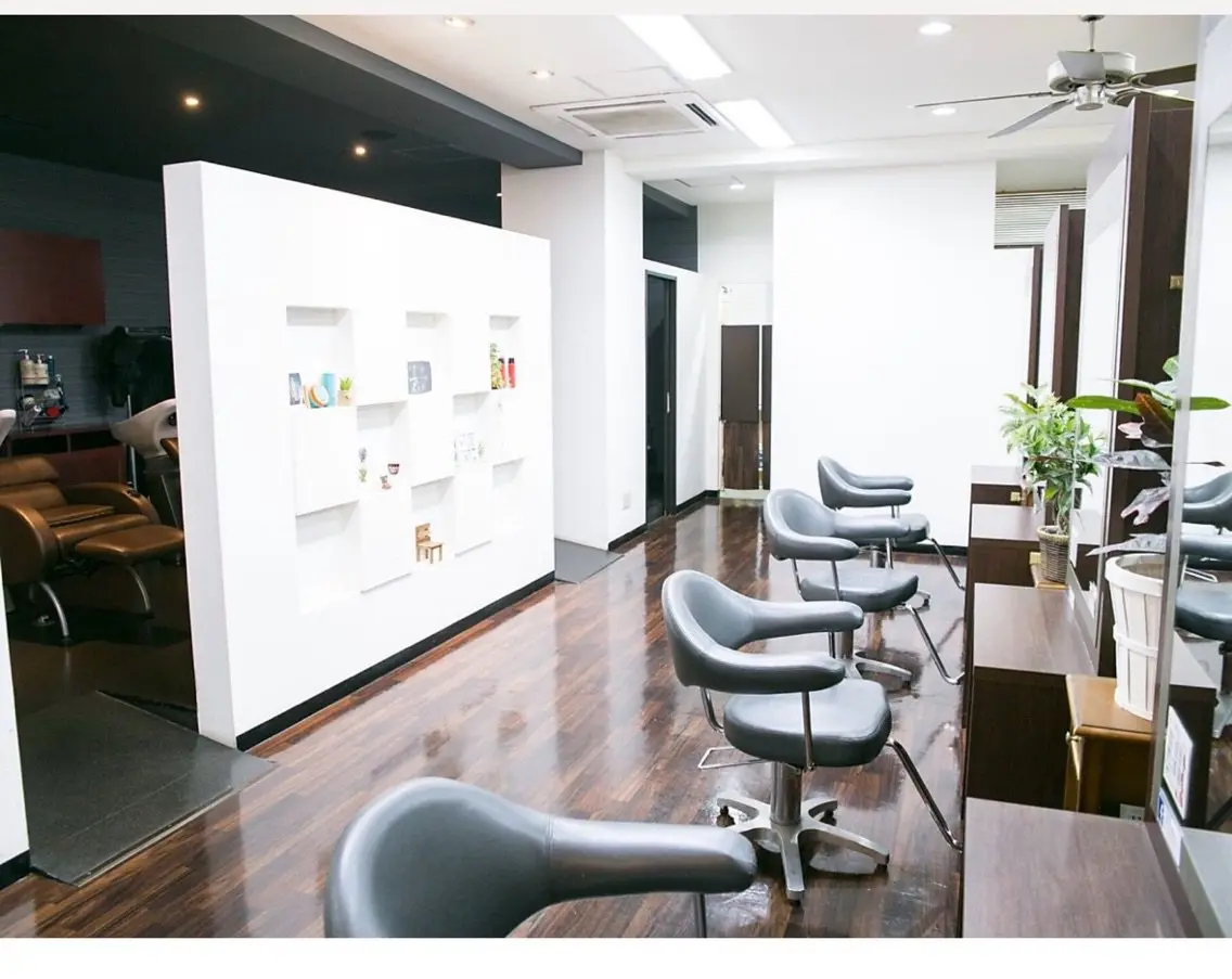 Hair art　LU.CEの内観・外観1
