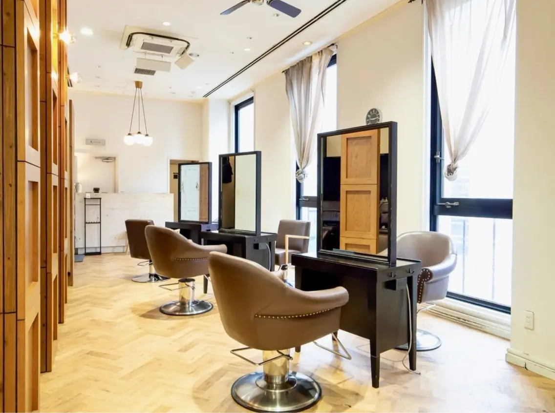 tim hairの内観・外観1
