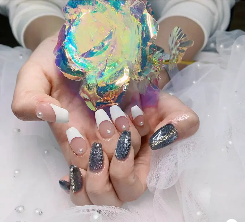 nail salon Brillantの内観・外観2