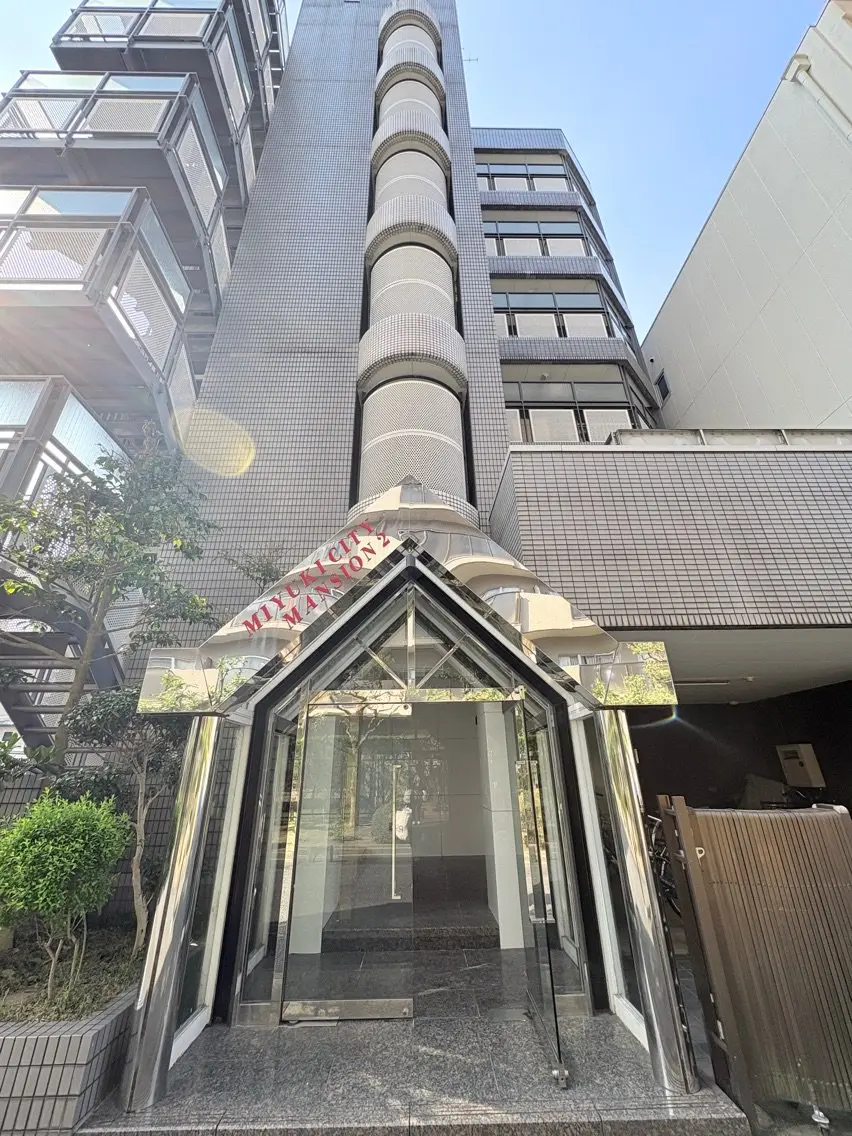 Nail ameria meguの内観・外観1