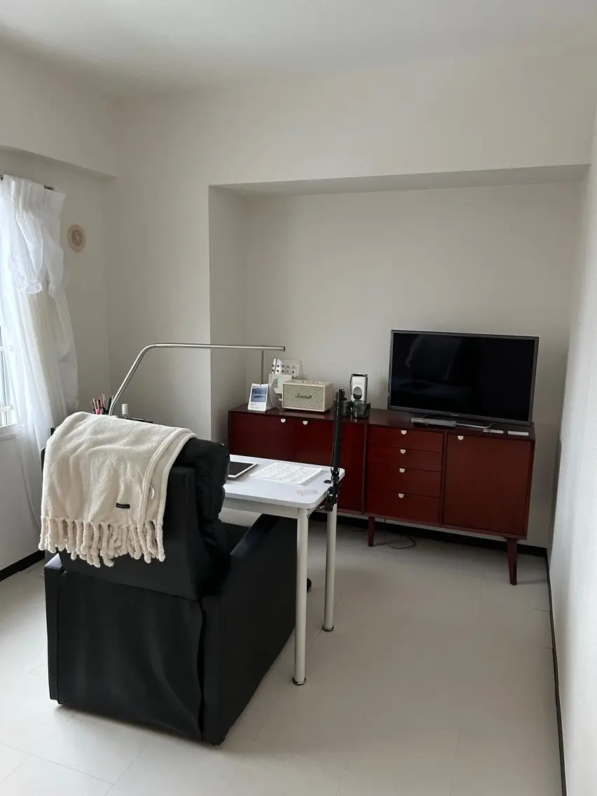 ｎｎａｉｌの内観・外観1