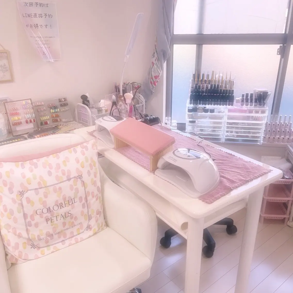 梅島のネイル屋さんの内観・外観1