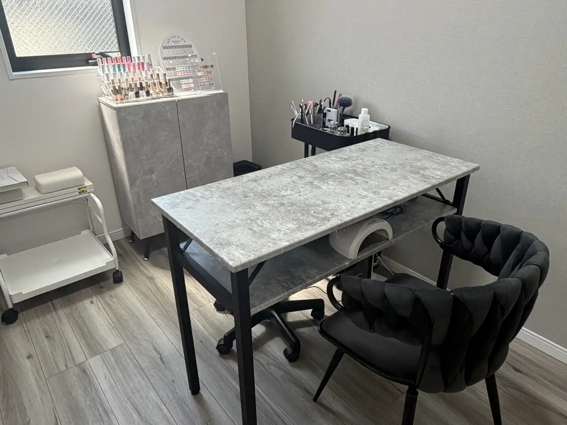 private  nailsalon   Lioraの内観・外観1