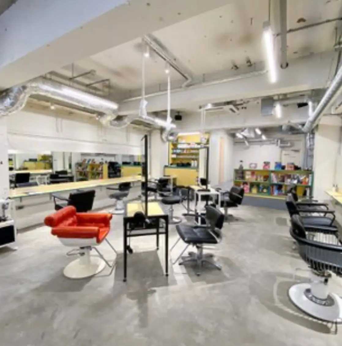 NORA HAIR SALONの内観・外観2