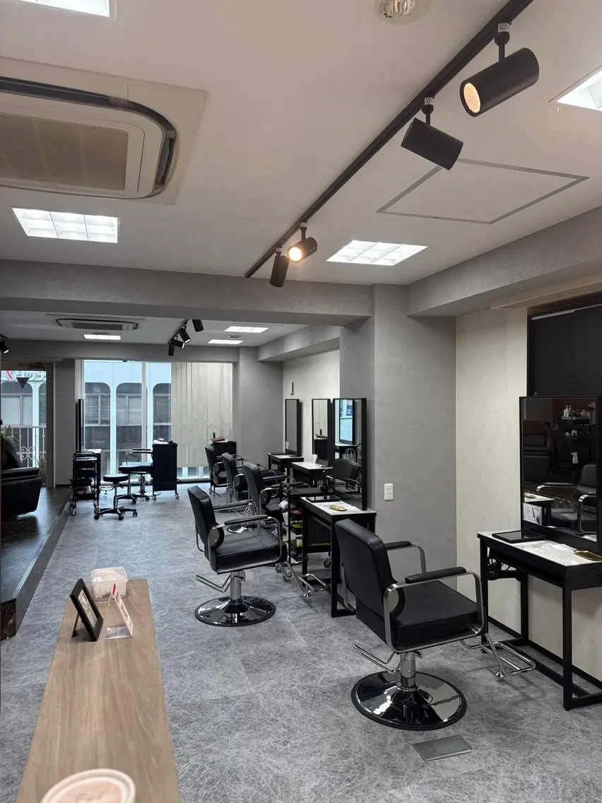 ICY hair salonの内観・外観1