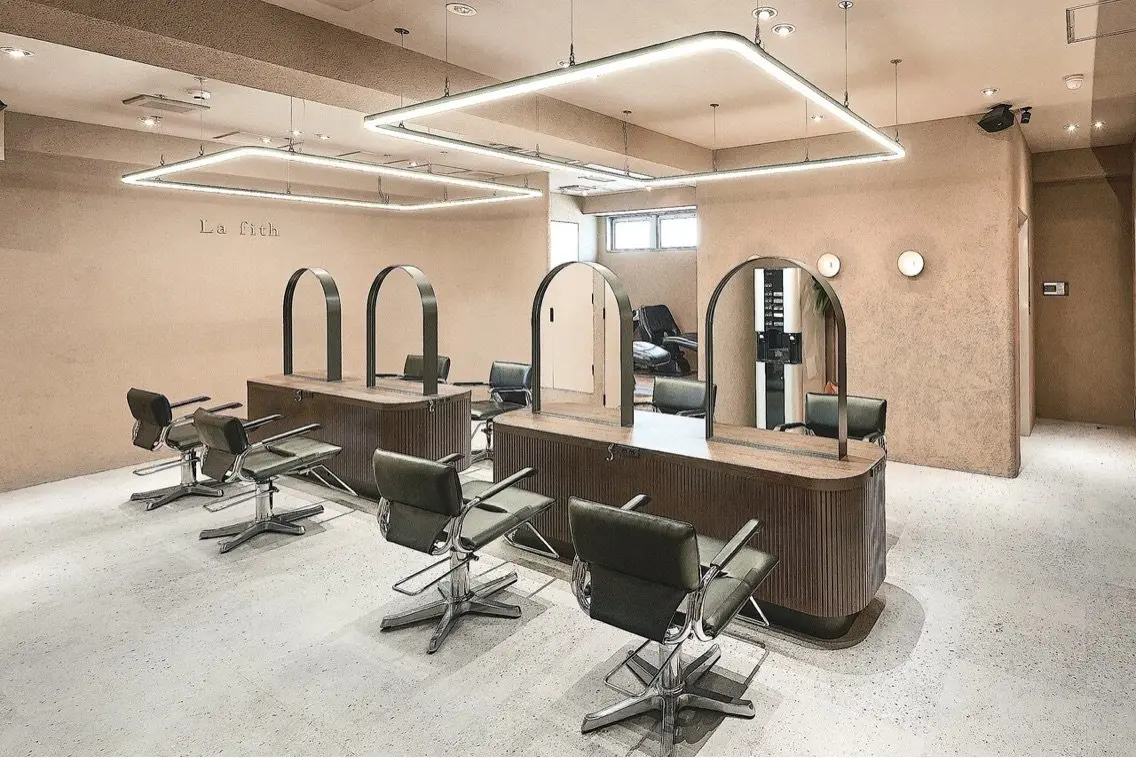 La fith hair arts 吉祥寺店の内観・外観2