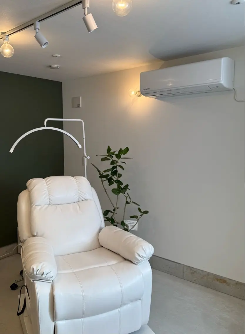 Eyebrow salon 　Naidenの内観・外観1