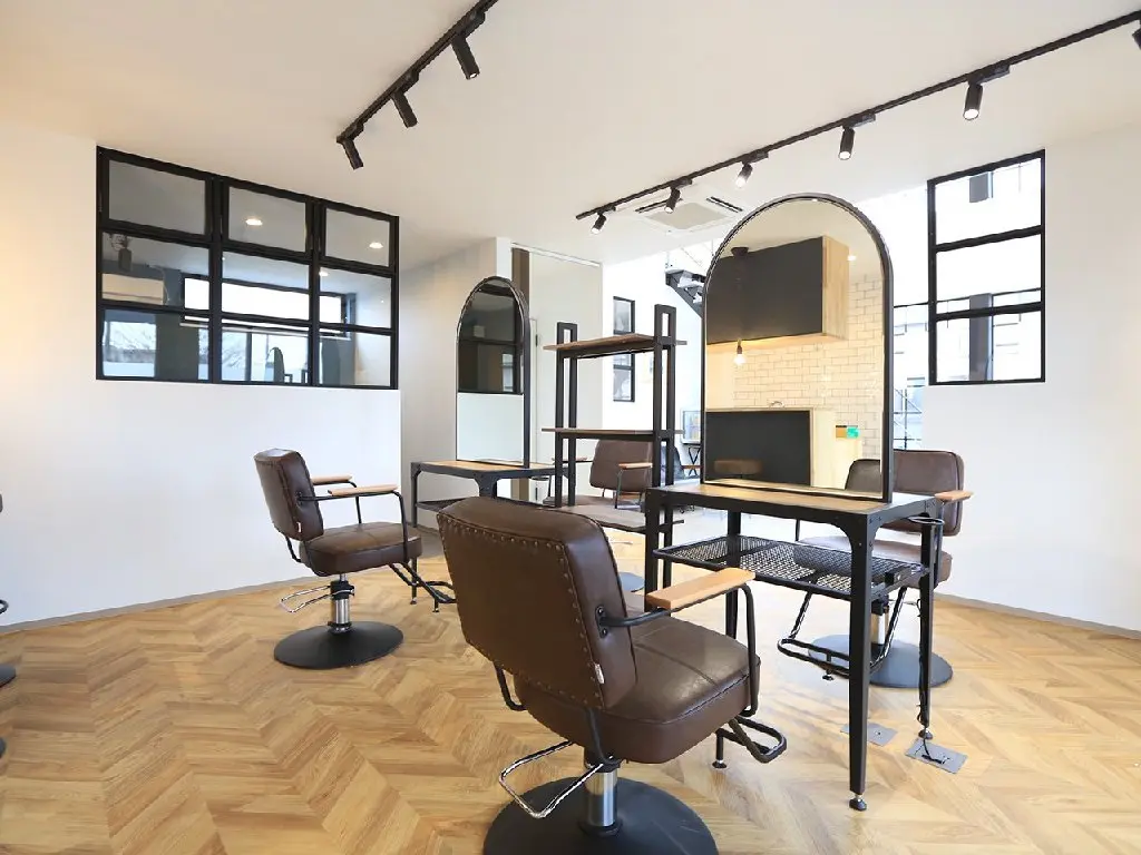 Lino hair＆total beautyの内観・外観2