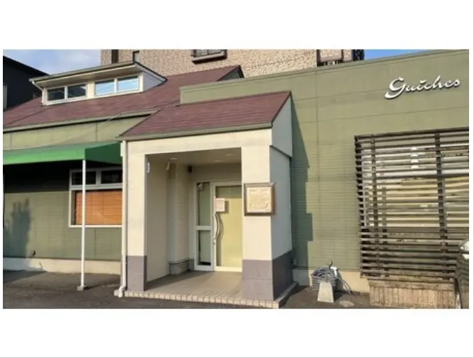 美容室ギッシュ江南店の内観・外観1