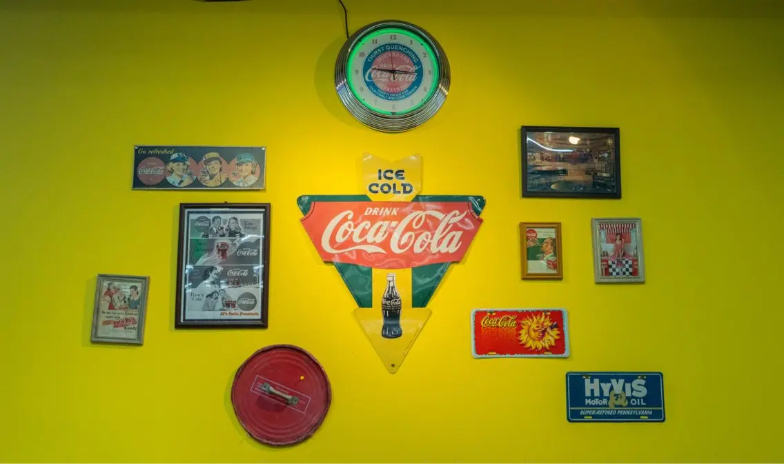 FREEDOM BARBER&CO.の内観・外観2