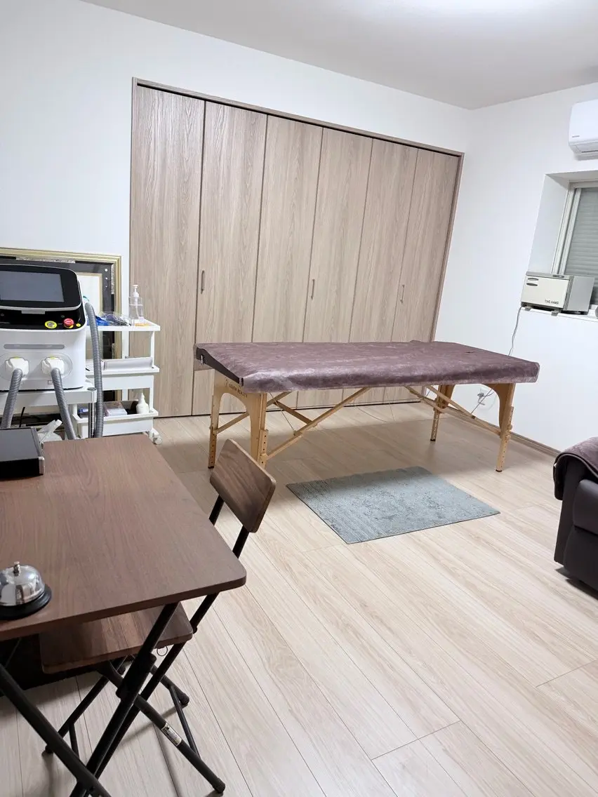 Salon DITAの内観・外観2