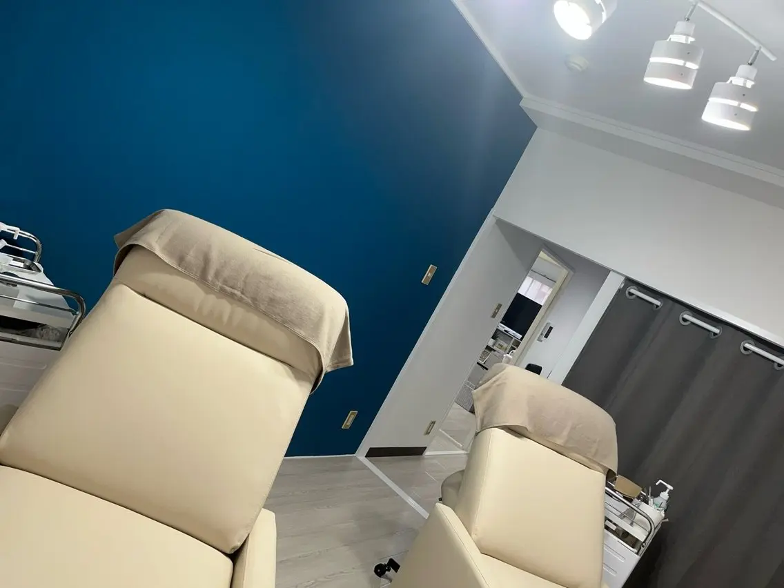 Nail&eyelash Momoの内観・外観2