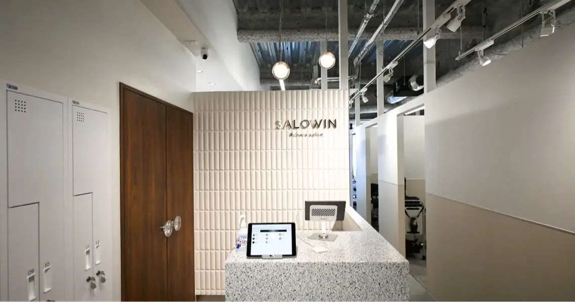 SALOWIN川崎WEST店の内観・外観3