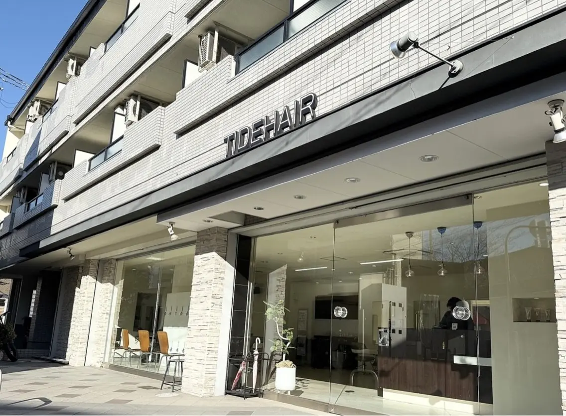 TIDEHAIR高槻2号店の内観・外観1