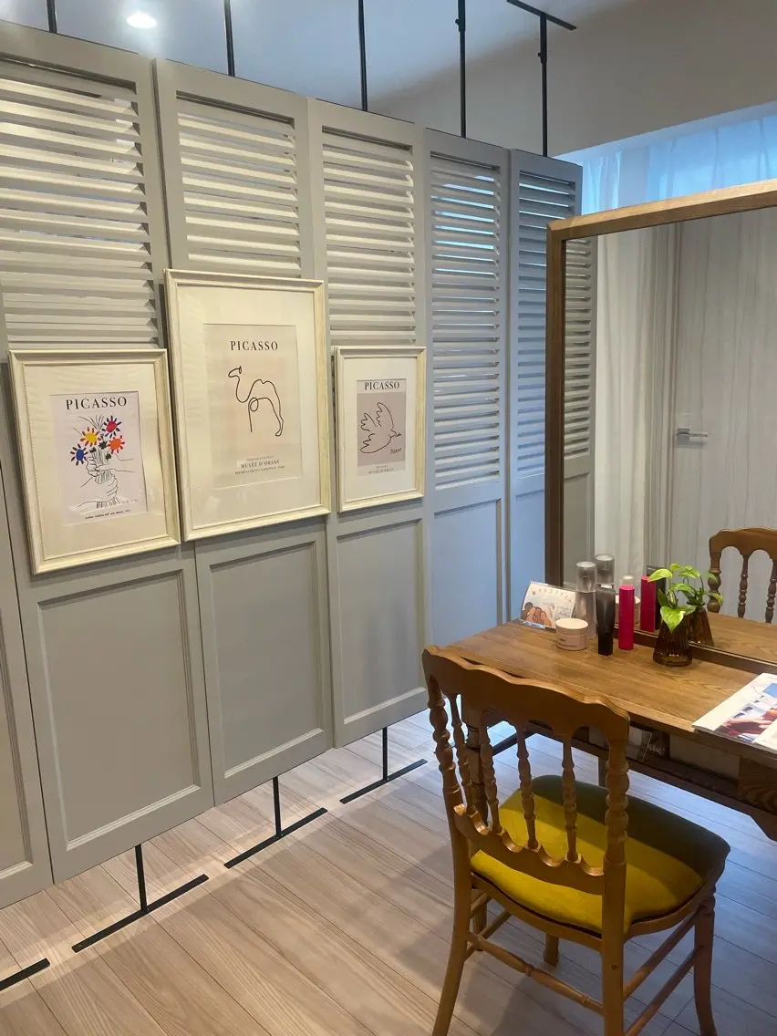 POLA名古屋栄店の内観・外観1