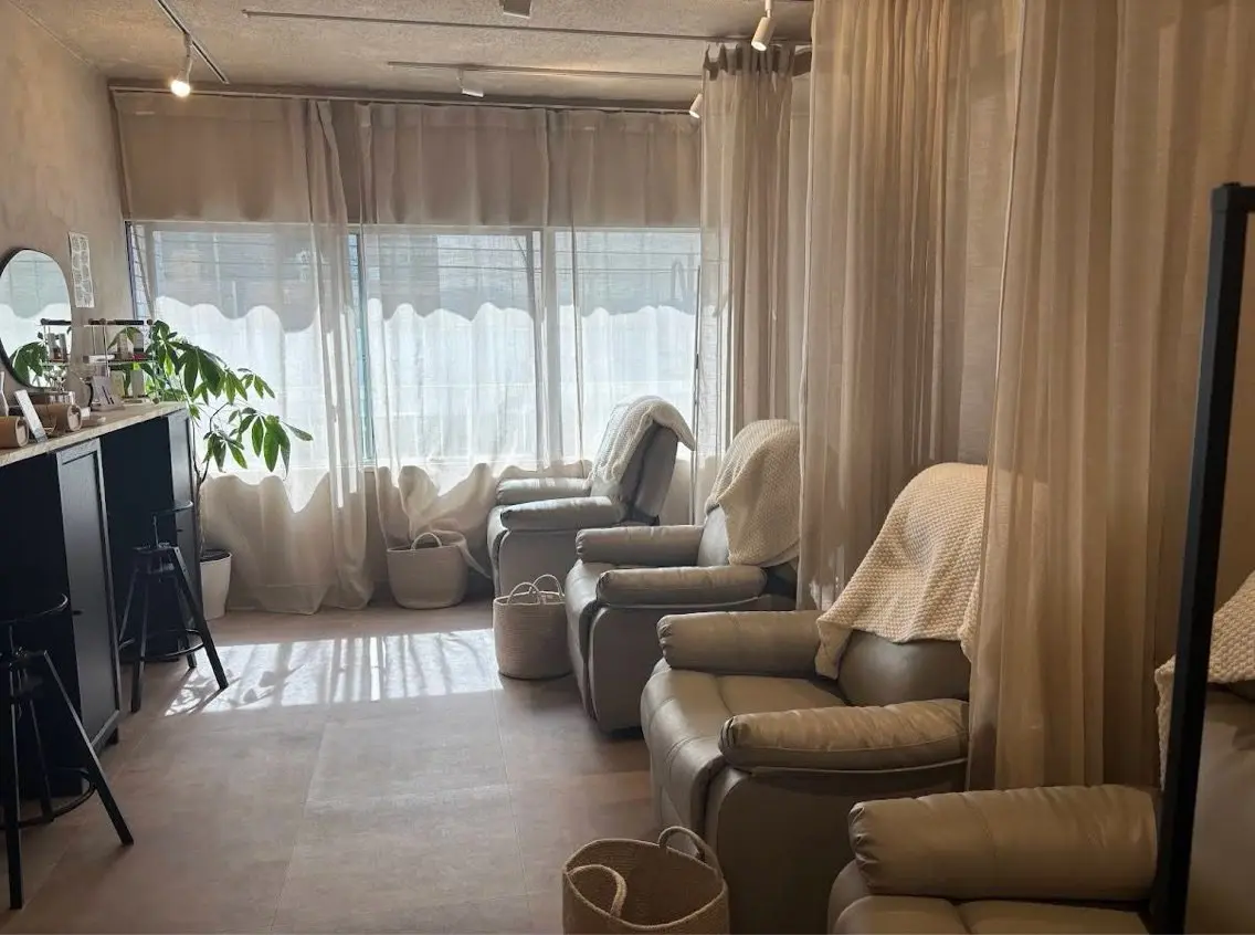 she2新宿の内観・外観1