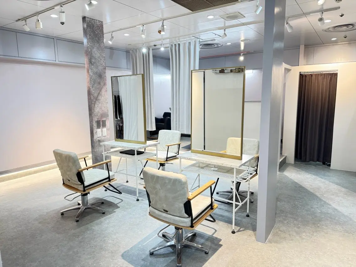 hair salon WAVEの内観・外観1