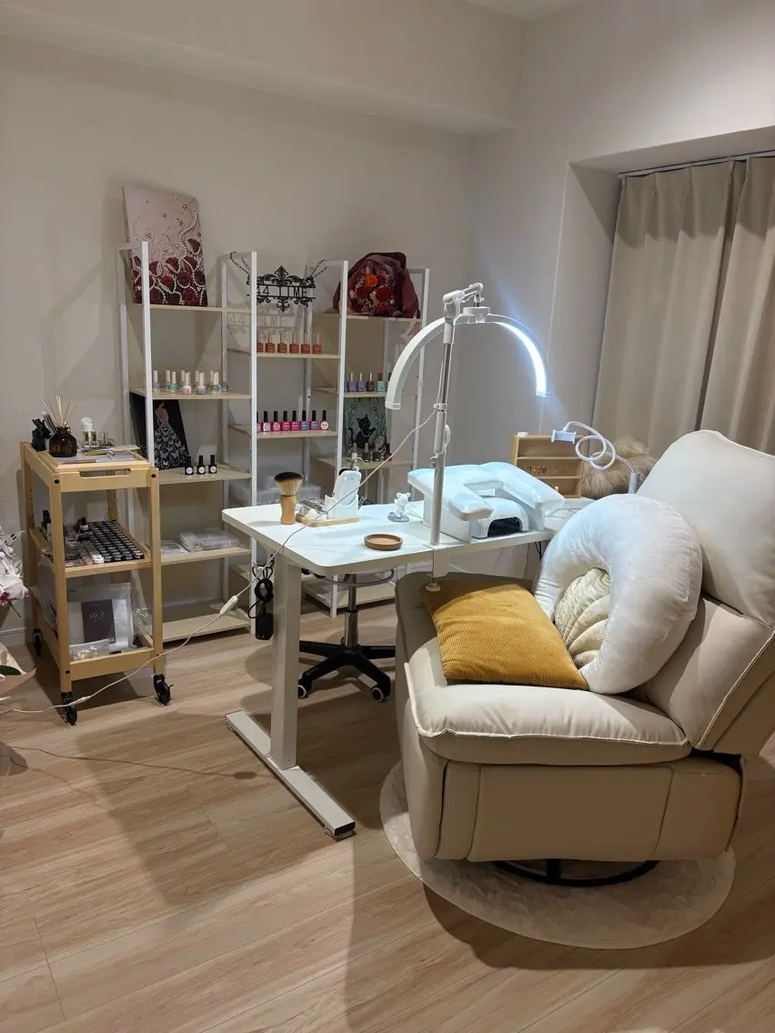 nail salon 44time／ネイルサロンしあわせたいむの内観・外観1
