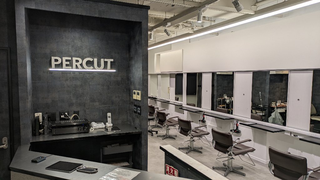 PERCUT 天王寺店の内観・外観1
