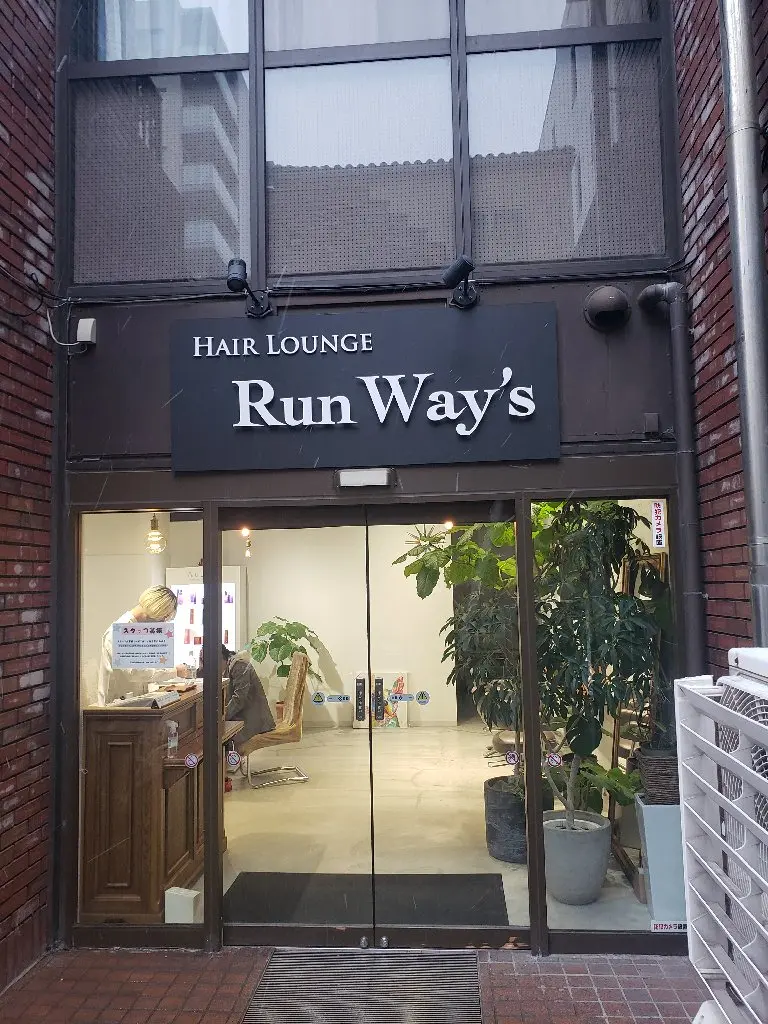 Hair Lounge Run Way'sの内観・外観1