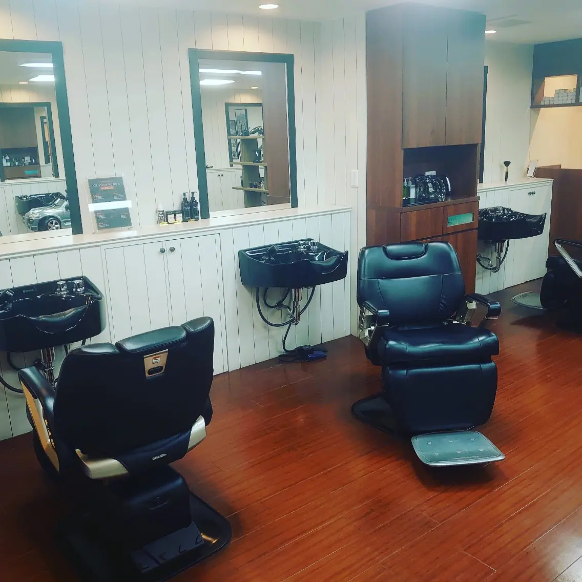 KEENCreativehair青葉台店の内観・外観1