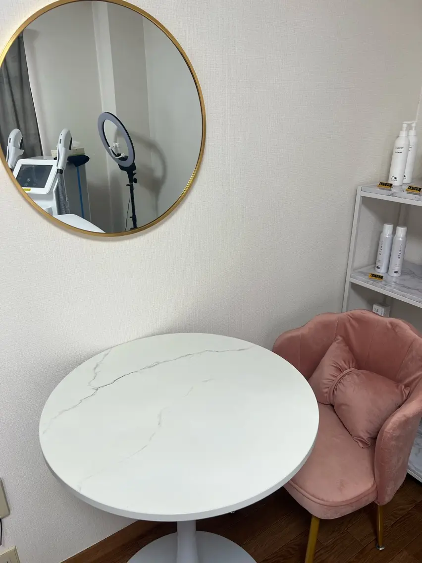 total beauty salon Raffolerの内観・外観1