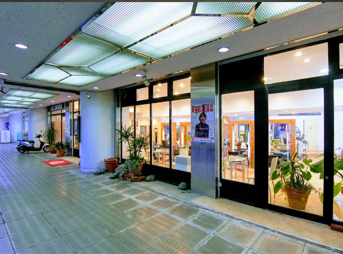 COLOUR JACQUES 永山店の内観・外観2