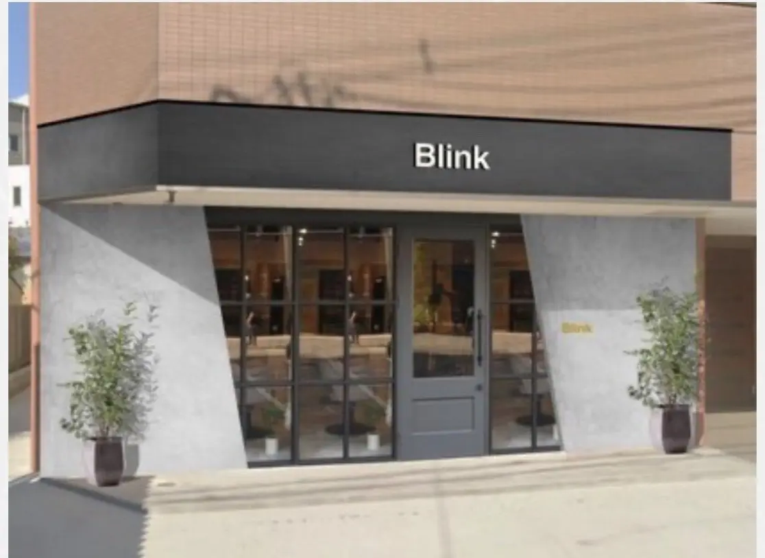 BLINK放出の内観・外観1