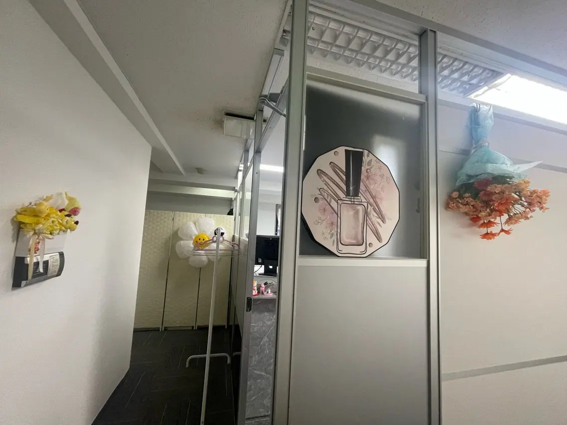 Sunny Nail Studio 新橋の内観・外観2