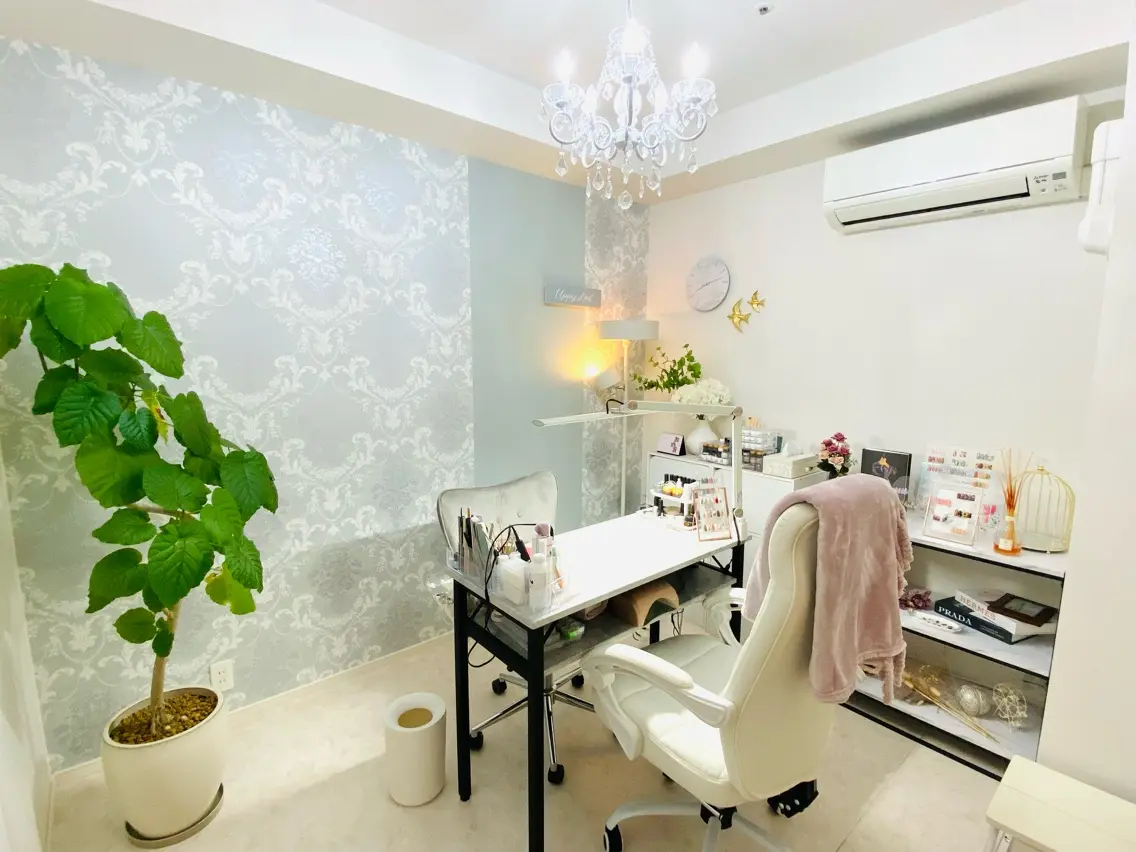 Uppy Nailの内観・外観1