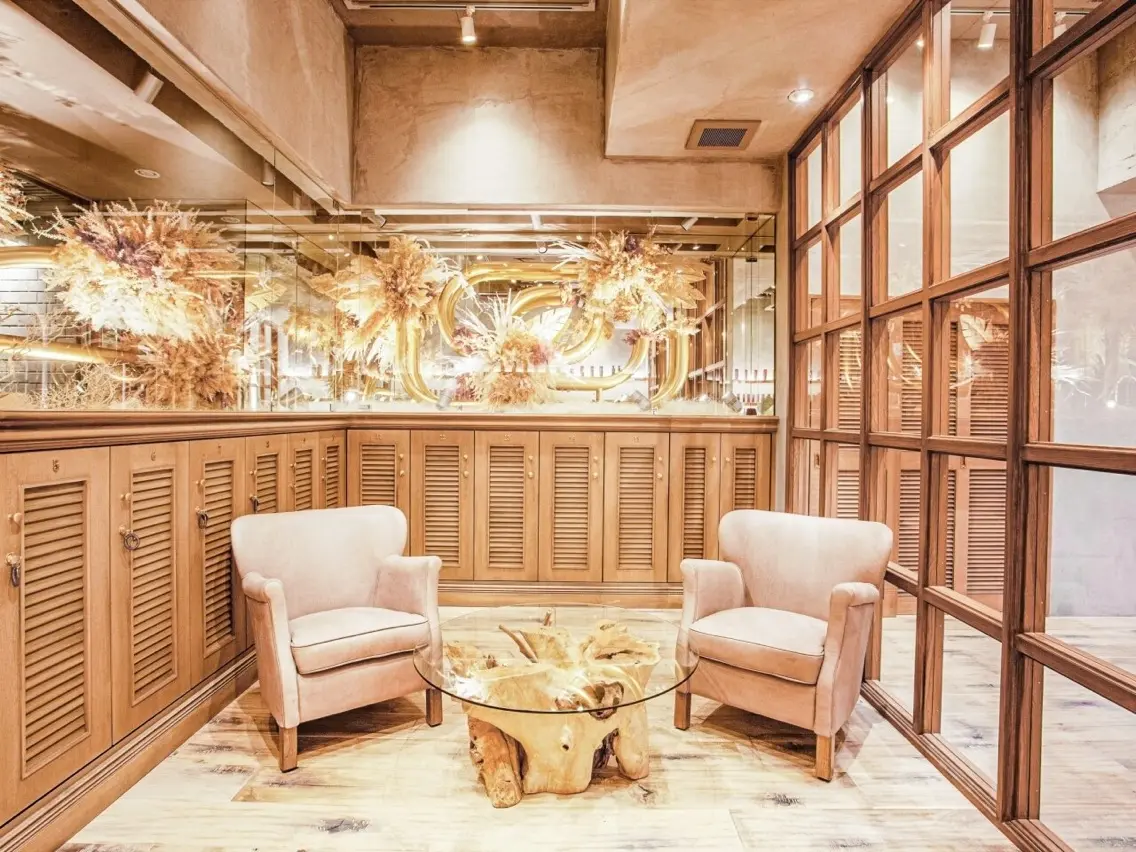 Nail&Eyelash JIIL 那覇泉崎店の内観・外観1