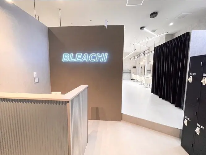 BLEACHi守口ジャガータウン店の内観・外観2