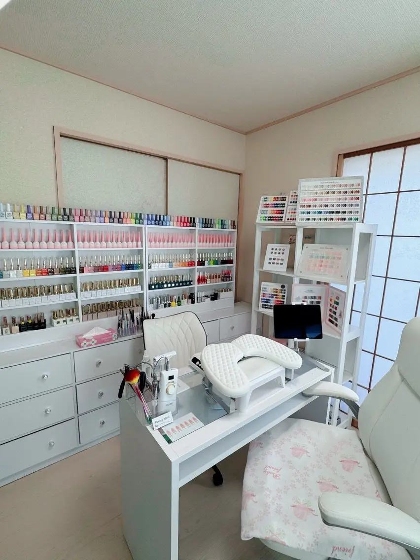 プリティー ネイル  Pretty nailの内観・外観3