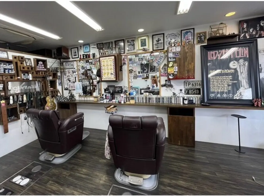 barber shop LENNONの内観・外観1