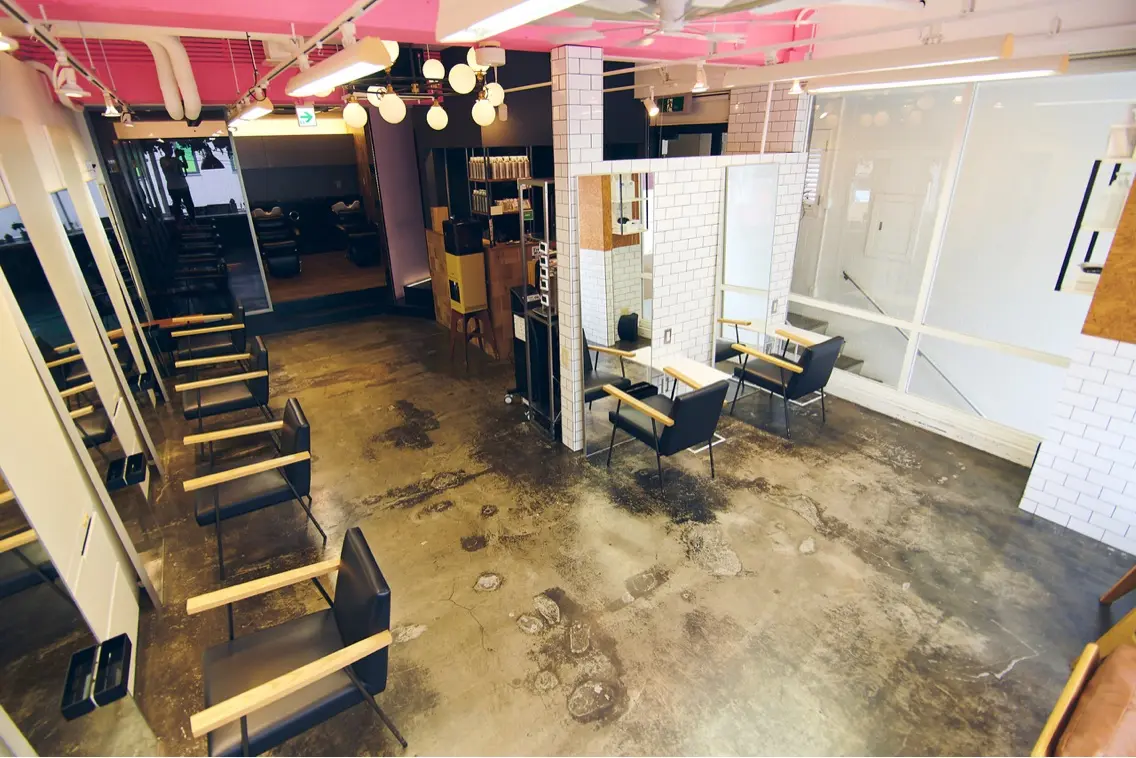 MaNOの内観・外観1