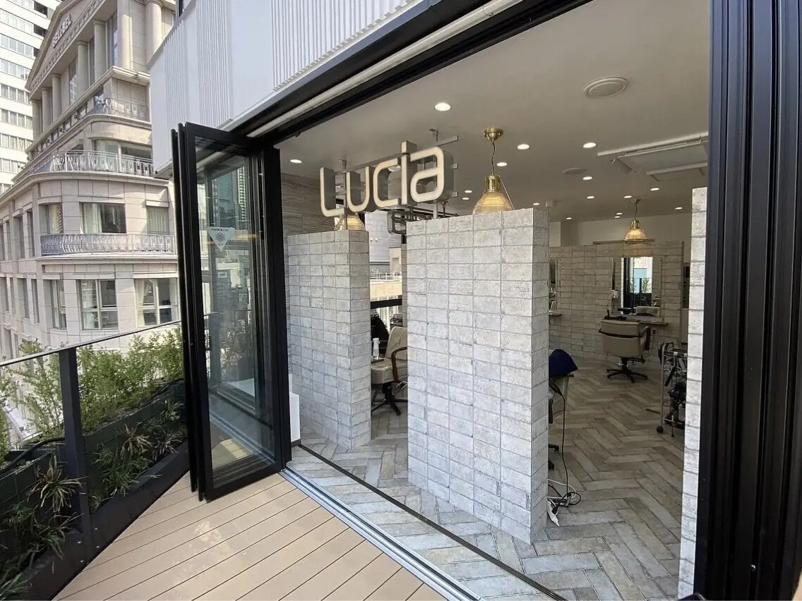 GRAN Lucia 梅田茶屋町店の内観・外観2