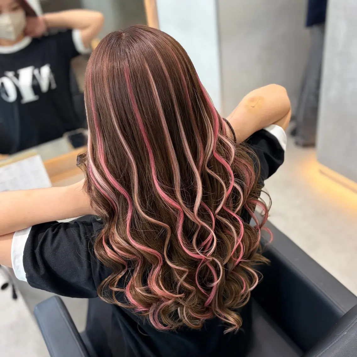カラー ブリーチ ダブルカラー ハイライトカラー ブリーチなしカラー ヘアカラー エクステ MOMOKA / Lapis今泉店のヘアスタイル
