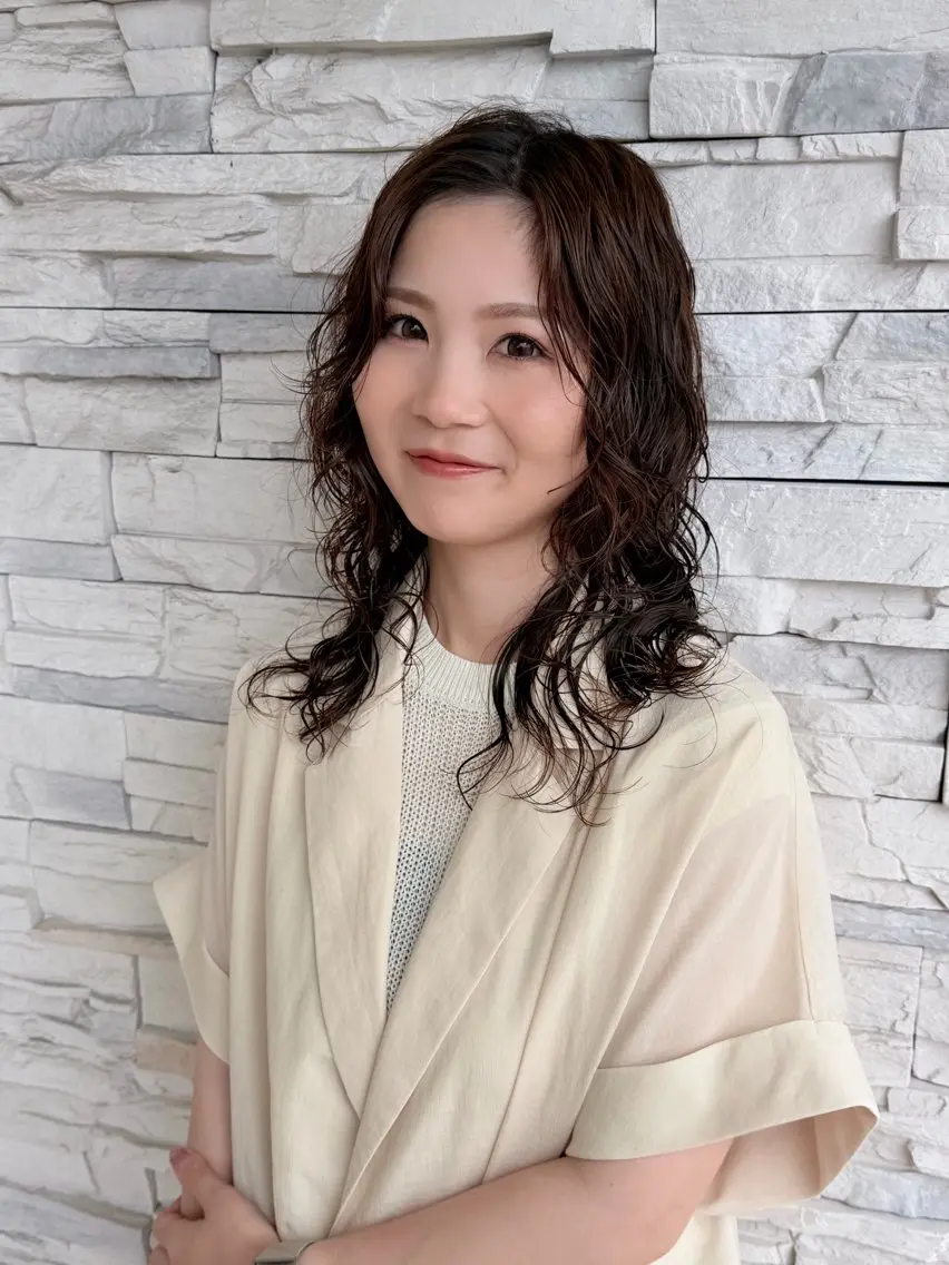 セミロング パーマ パーマモデル募集中 渥美翔人のヘアスタイル
