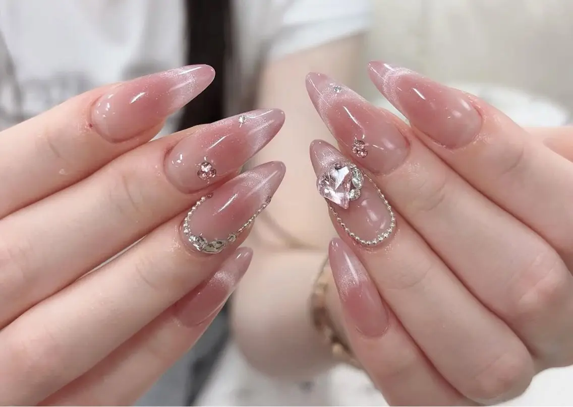 ネイル アートネイル ジェルネイル グラデーション マグネットネイル ニュアンスネイル ハンドネイル Ryu nail studioのネイルデザイン