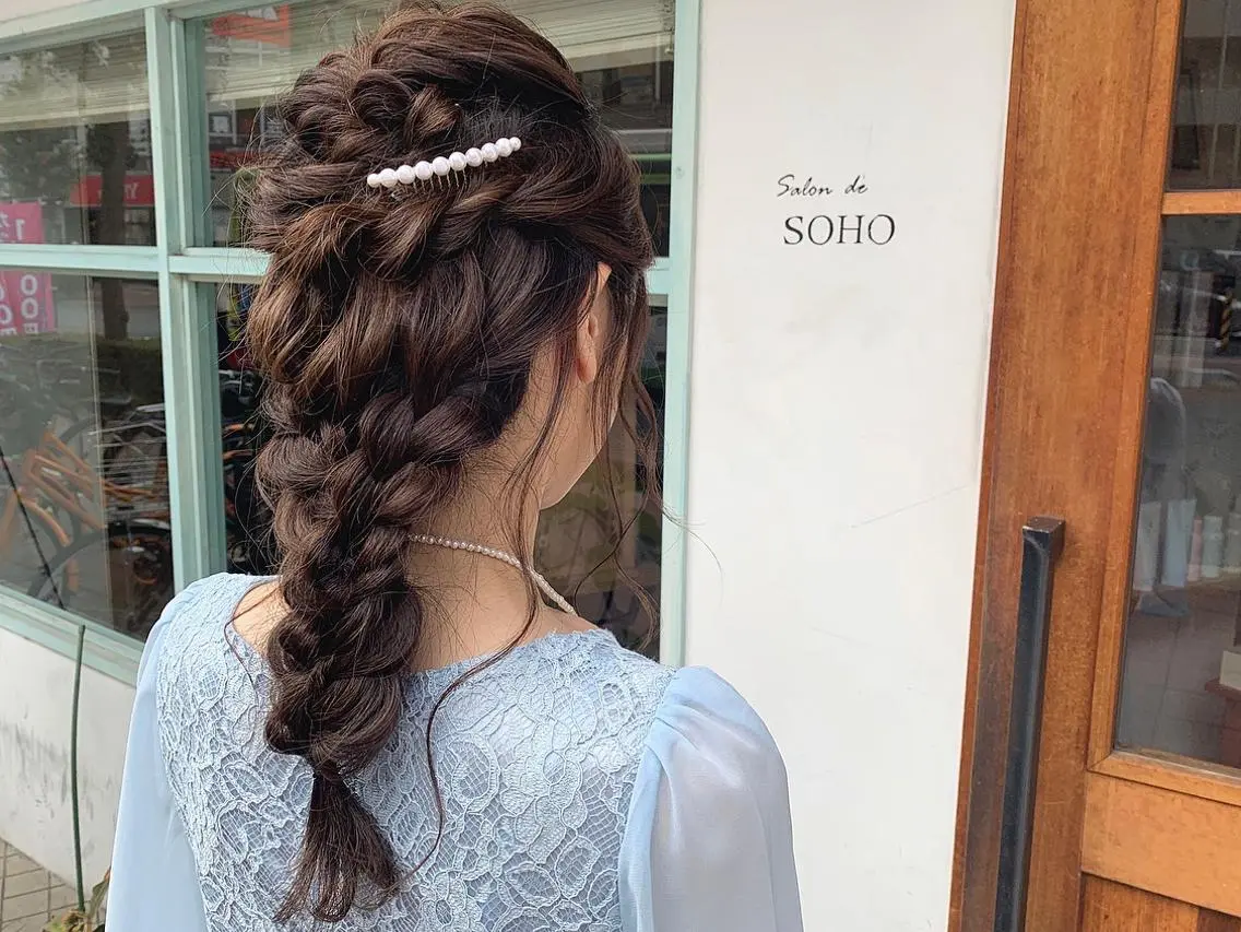 ロング ヘアアレンジ たかいわ みきのヘアスタイル