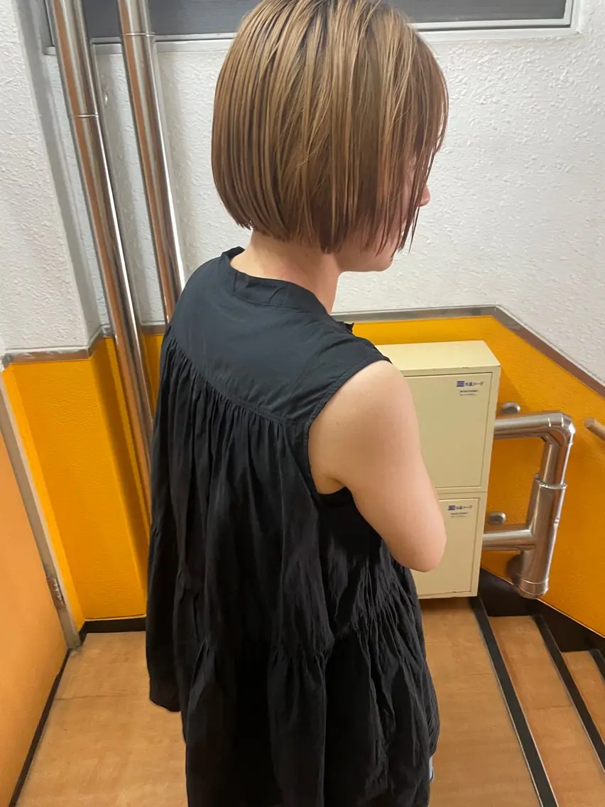 ショート カット ヘアカラー トリートメント ayane⭐️ボブ・ ショート・パーマのヘアスタイル