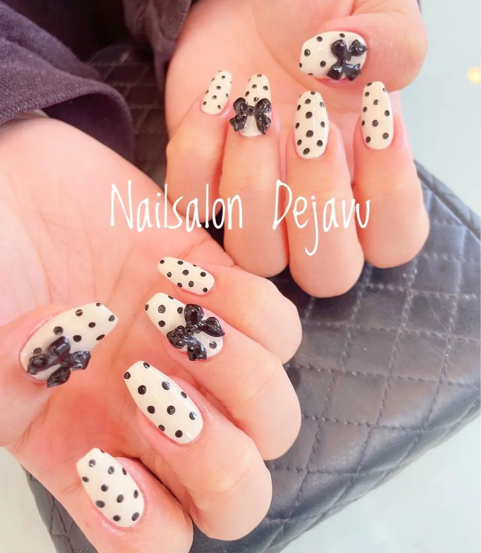 ネイル リボン ハンドネイル Nailsalon Dejavuのネイルデザイン