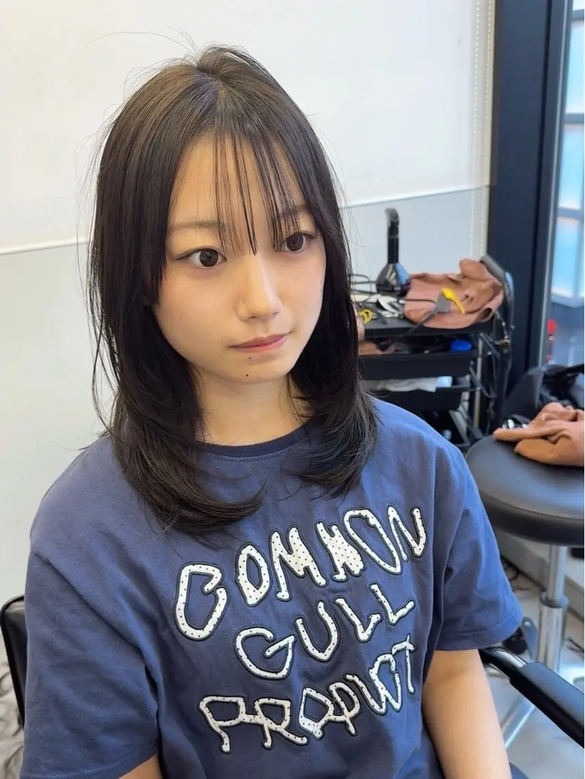 セミロング カラー レイヤーカット カット ヘアカラー トリートメント 韓国ヘア🇰🇷 スズキのヘアスタイル