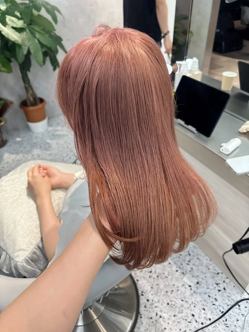 ミディアム カラー ブリーチ ボブ 韓国風ヘア レイヤーカット トリートメント ヘアカラー rina／ベージュ ワンホン/韓国ヘアのヘアスタイル