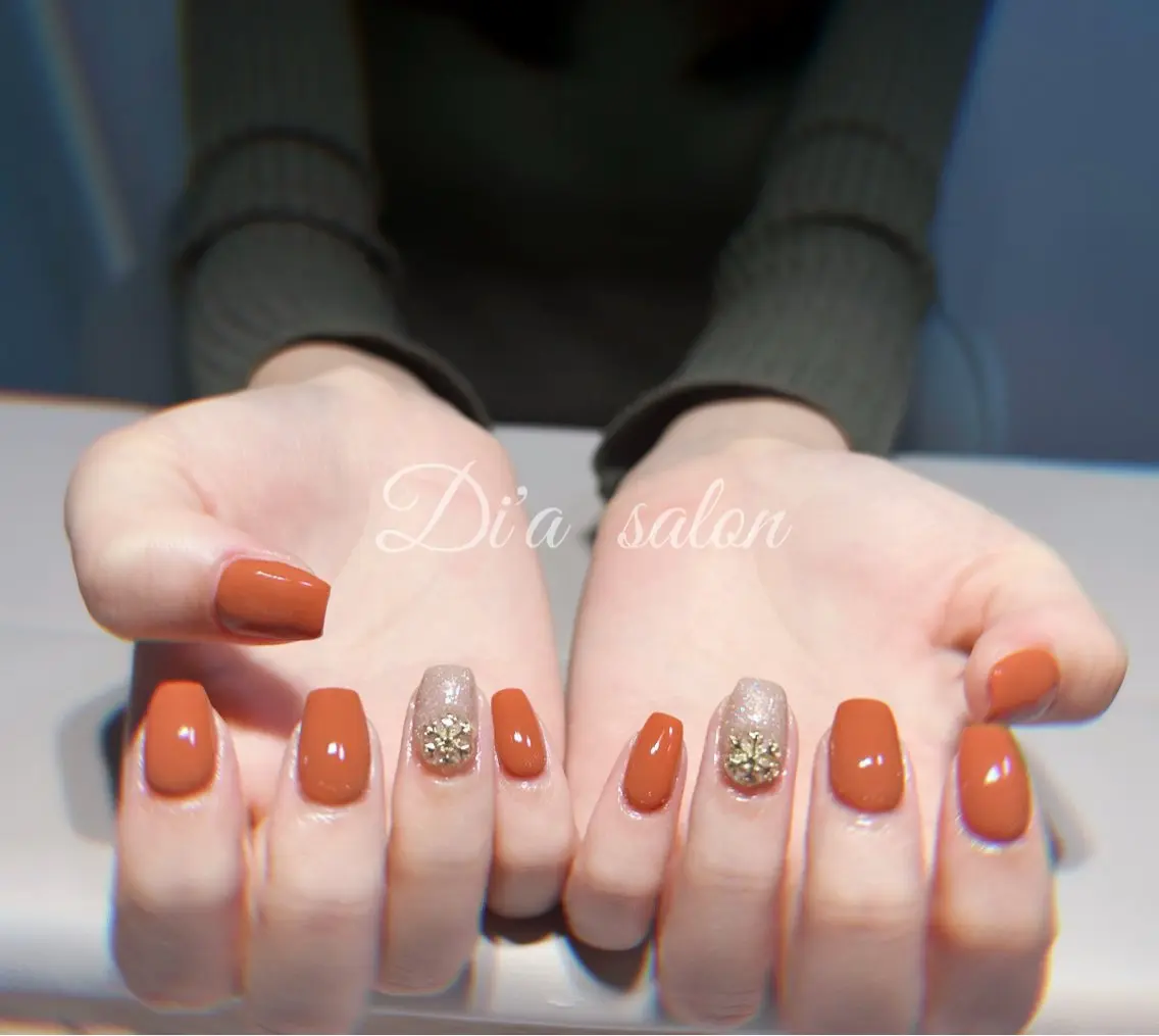 ネイル ハンドネイル di'a salonのネイルデザイン