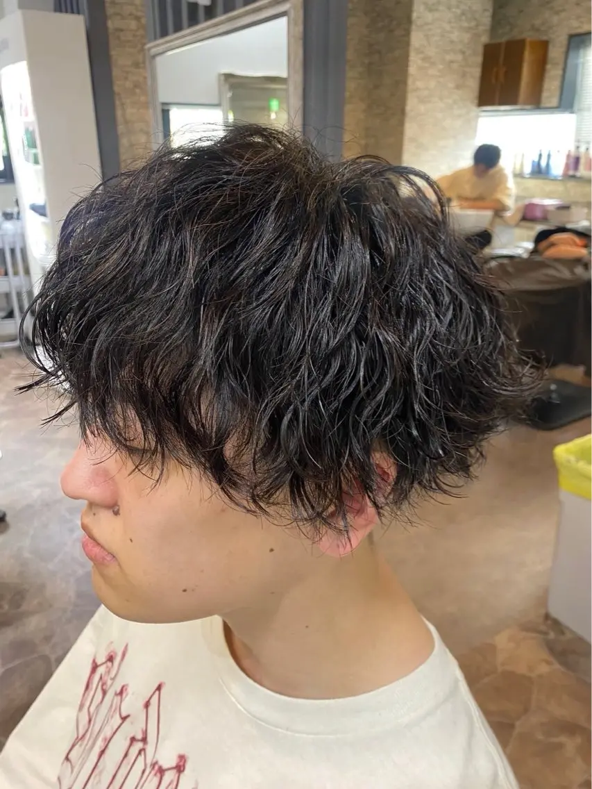 ショート パーマ ツイストスパイラルパーマ スパイラルパーマ HRK 1st.メンズサロンのヘアスタイル