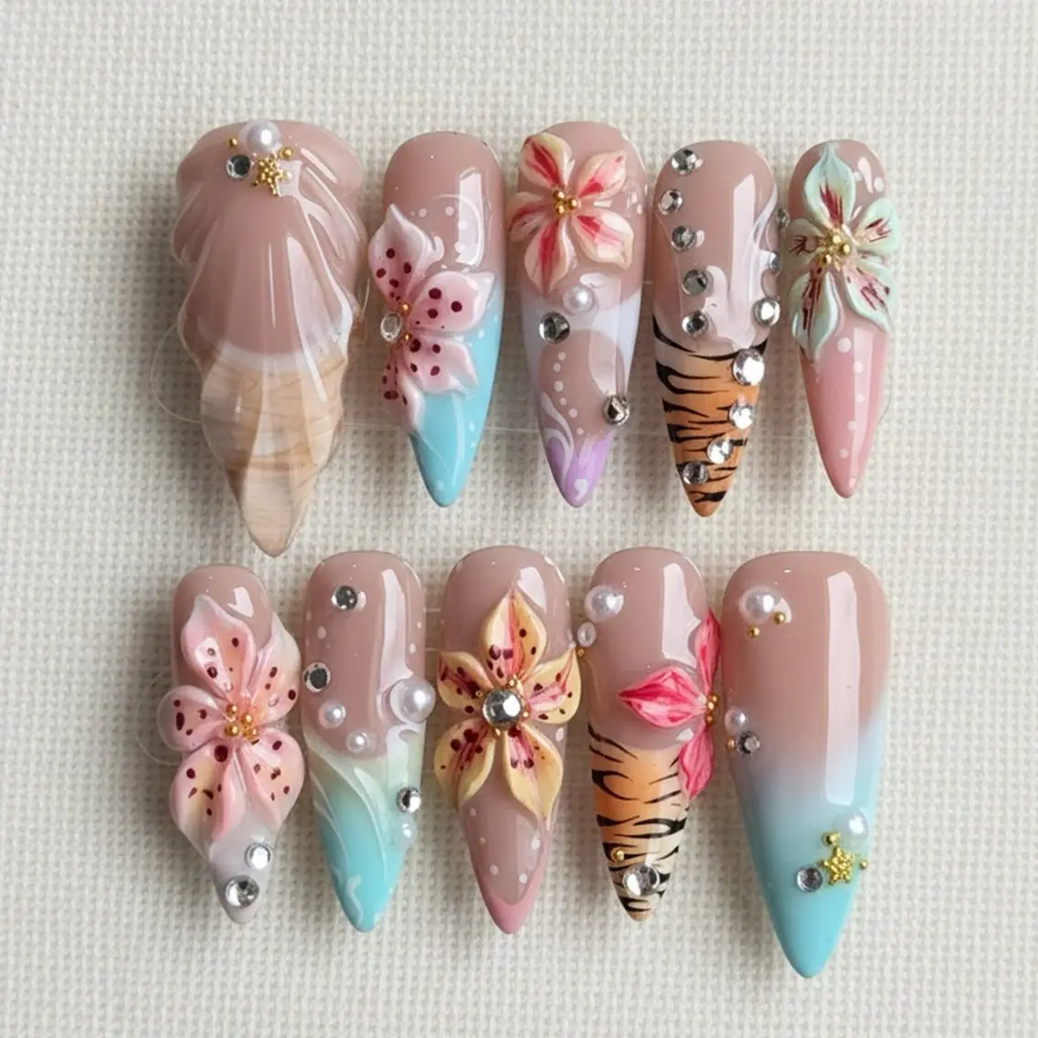ネイル キラキラネイル 韓国ネイル ロングネイル ワンホンネイル ハンドネイル Josie nail salonのネイルデザイン