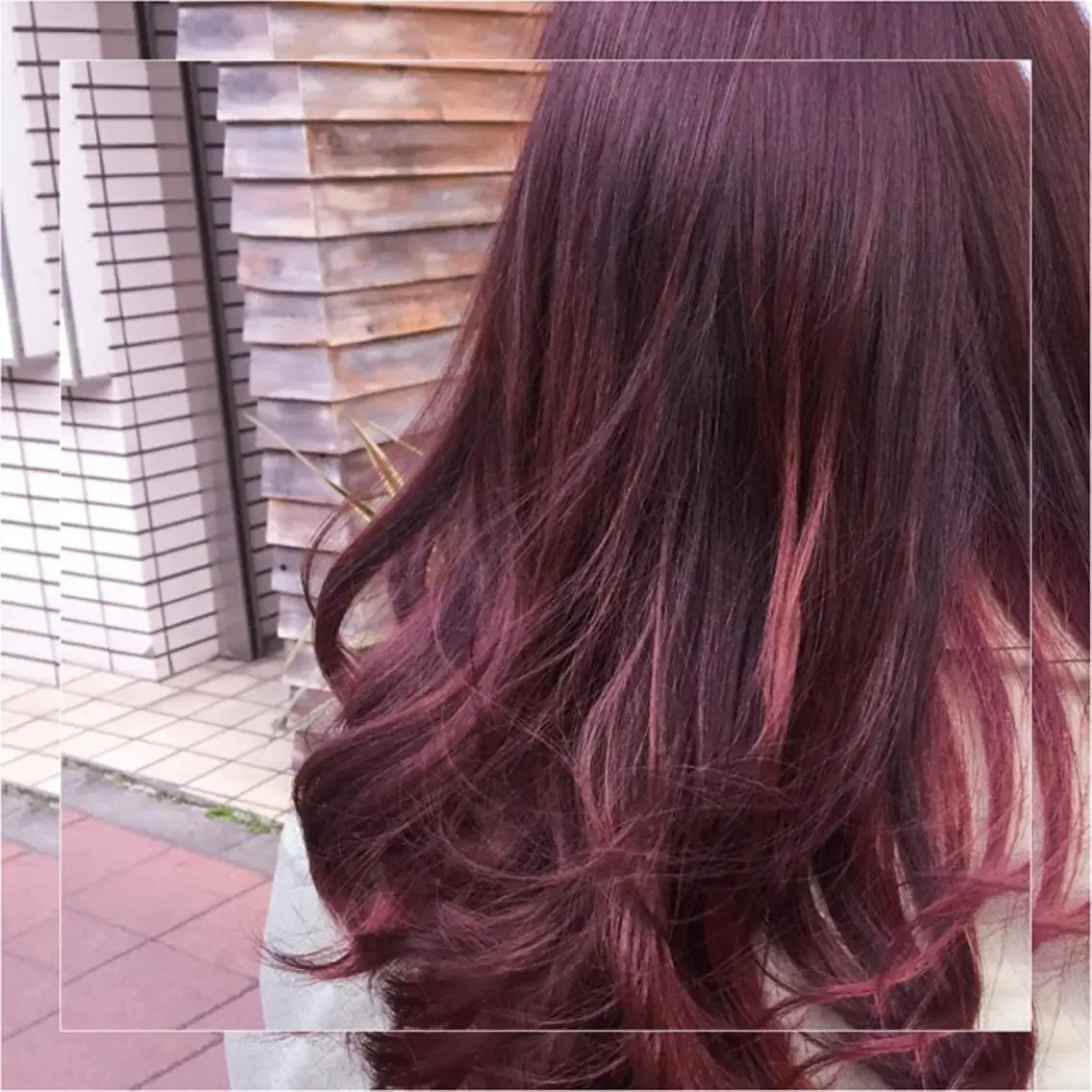 ミディアム カラー ヘアアレンジ ハイライトカラー レッドカラー ハイライト 小國 綾かのヘアスタイル