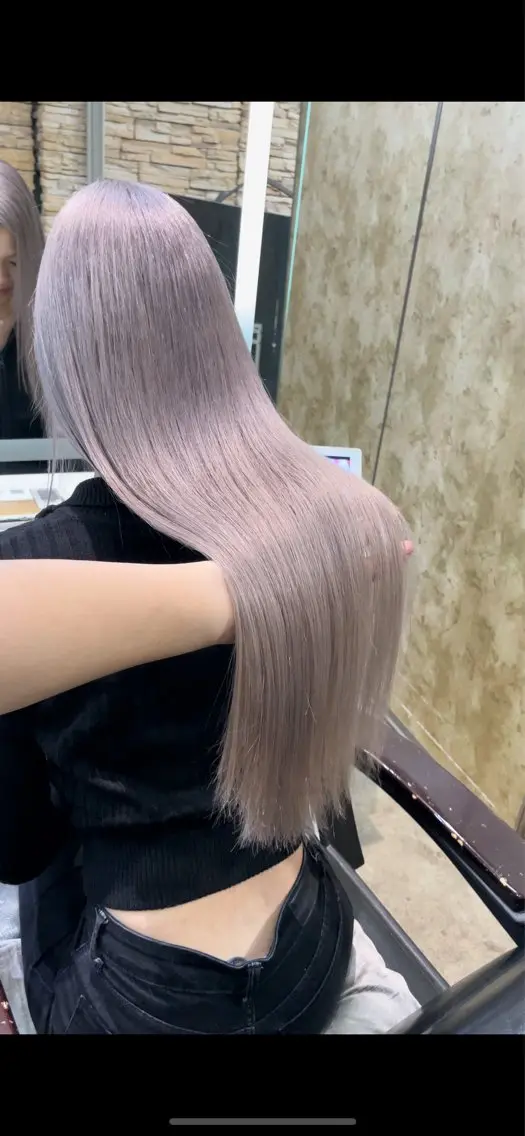 ロング カラー ブリーチ ケアブリーチ ダブルカラー シルバー ヘアカラー トリートメント ヘアセット PSY【サイ】 /池袋/RYUSEIのヘアスタイル